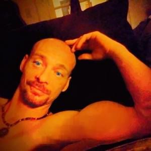 Meet your Posher, Johnny